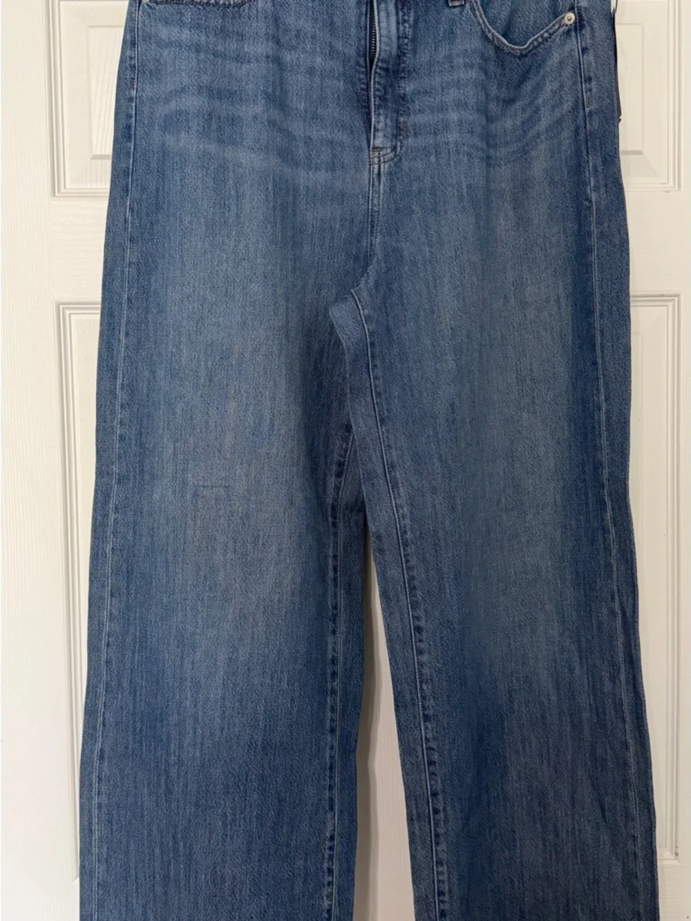 Banana Republic Women's Light Blue Wide Leg Jeans - Picture 2 of 3